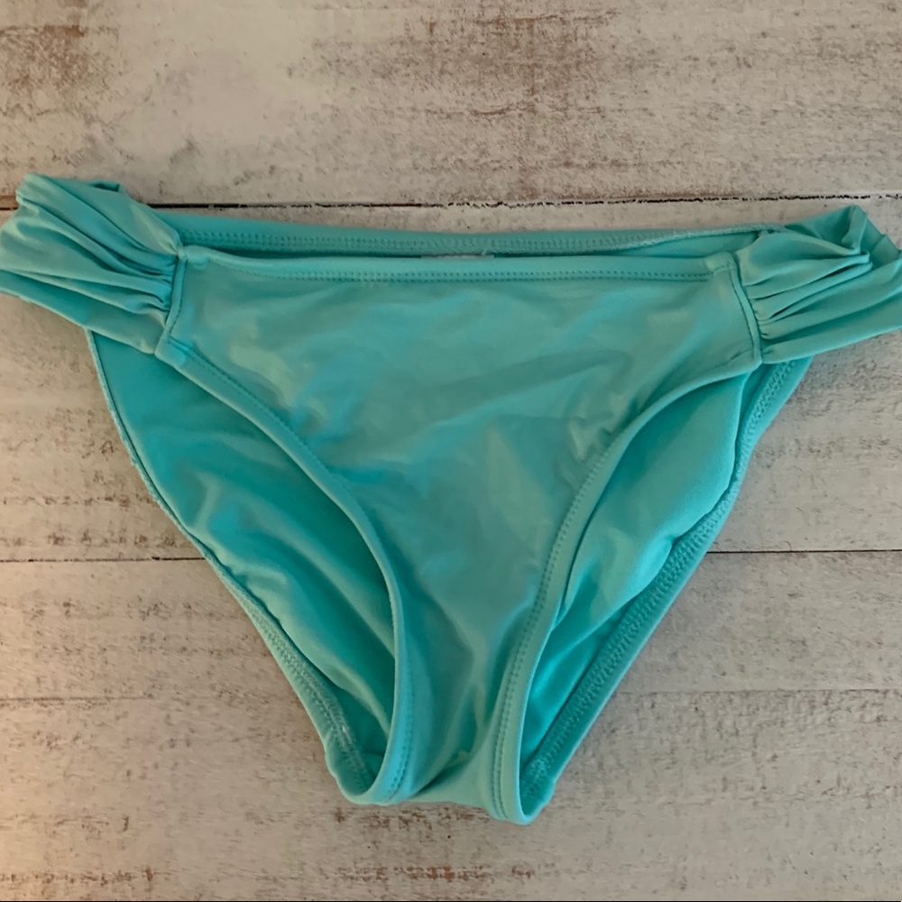 Bikini bottoms